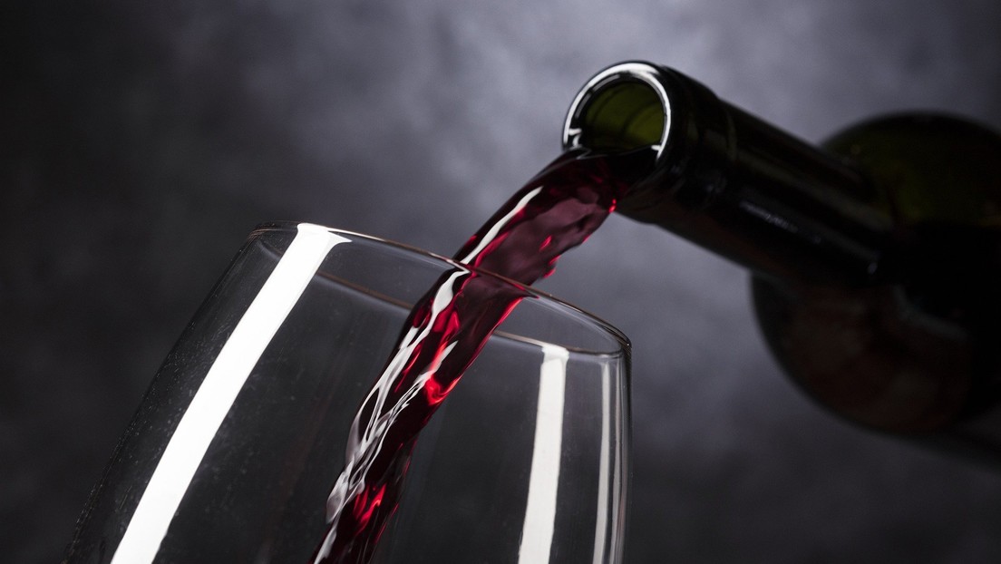 ¿Una copa de vino tinto al día?: científicos concluyen que ninguna cantidad de alcohol es buena para la salud