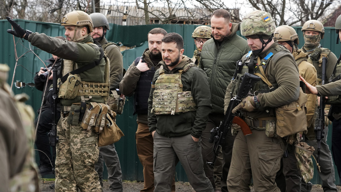 "Les dijimos que se olvidaran de la desmilitarización y la desnazificación": Zelenski revela la postura de Kiev en las negociaciones con Rusia