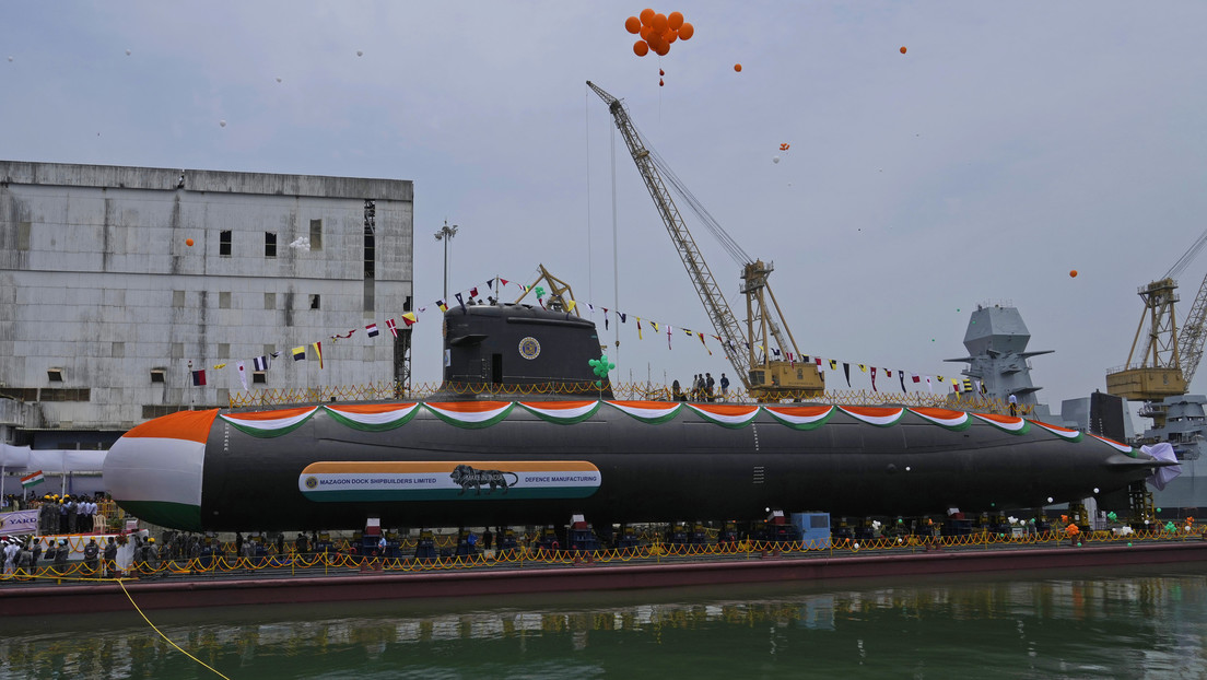 La India bota su sexto y último submarino de clase Scorpene (FOTOS)