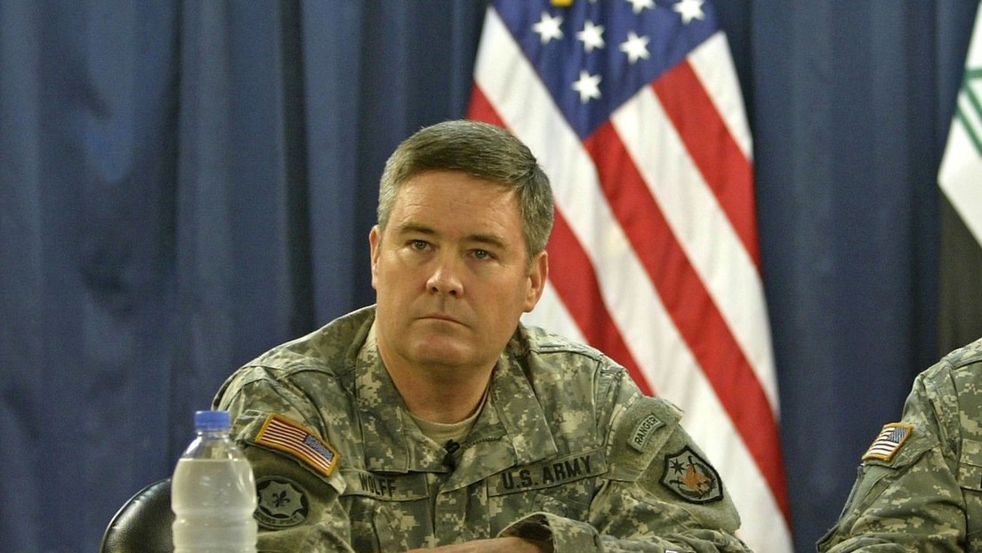 La Casa Blanca nombra a un general retirado del Ejército para coordinar la asistencia militar en Ucrania