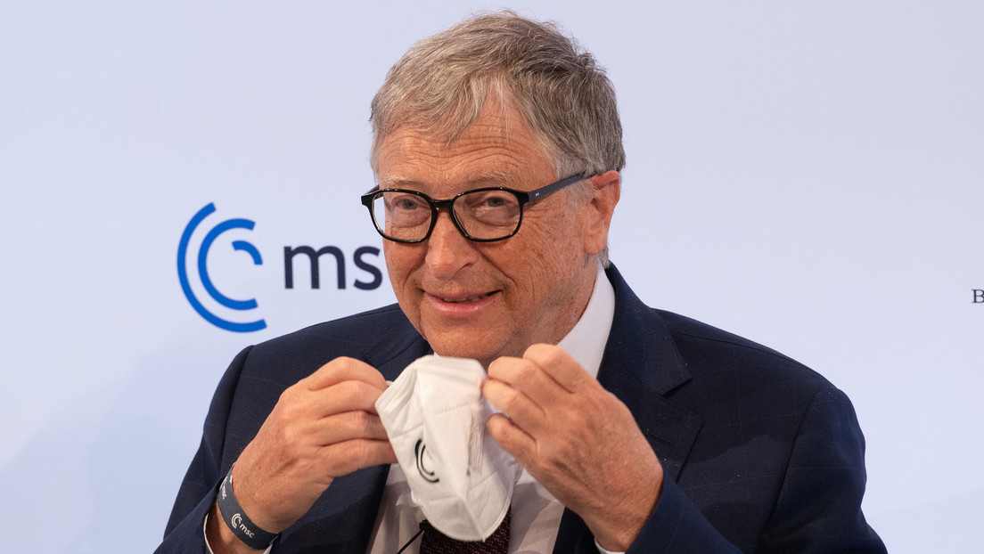 "Estoy deseoso de saber dónde está todo el mundo": Bill Gates bromea sobre el seguimiento de personas vacunadas contra el covid-19