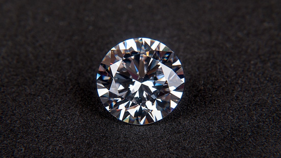 FOTOS: Un diamante en forma de pera de más de 228 quilates saldrá a subasta