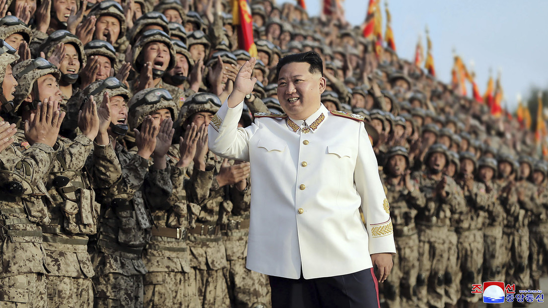 Kim Jong-un llama a reforzar el Ejército norcoreano para "aniquilar al enemigo"