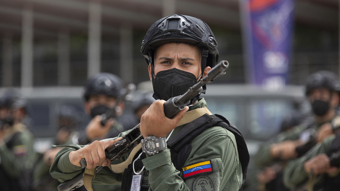 Las autoridades venezolanas incautan un submarino utilizado para pasar drogas desde Colombia