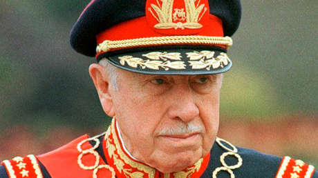 La Justicia chilena condena a ocho exagentes de la dictadura de Pinochet por el secuestro y desaparición de dos militantes comunistas