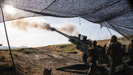 Canadá revela que está suministrando a Ucrania obuses M777 y lanzagranadas antiblindaje Carl Gustaf