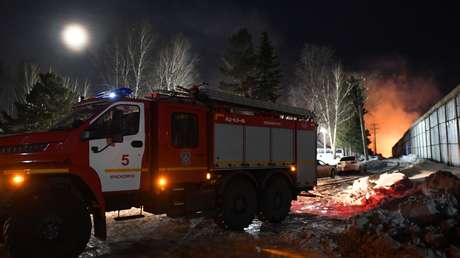 Se produce un incendio en un depósito de petróleo en la ciudad rusa de Briansk, cerca de la frontera con Ucrania