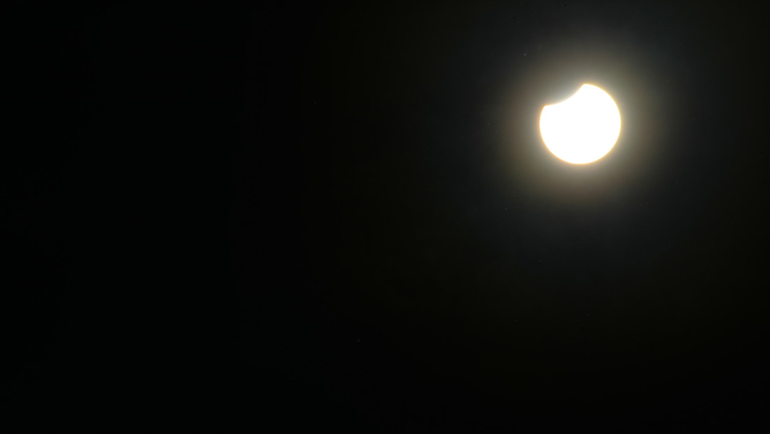 VIDEO: Chile es testigo del primer eclipse solar del año