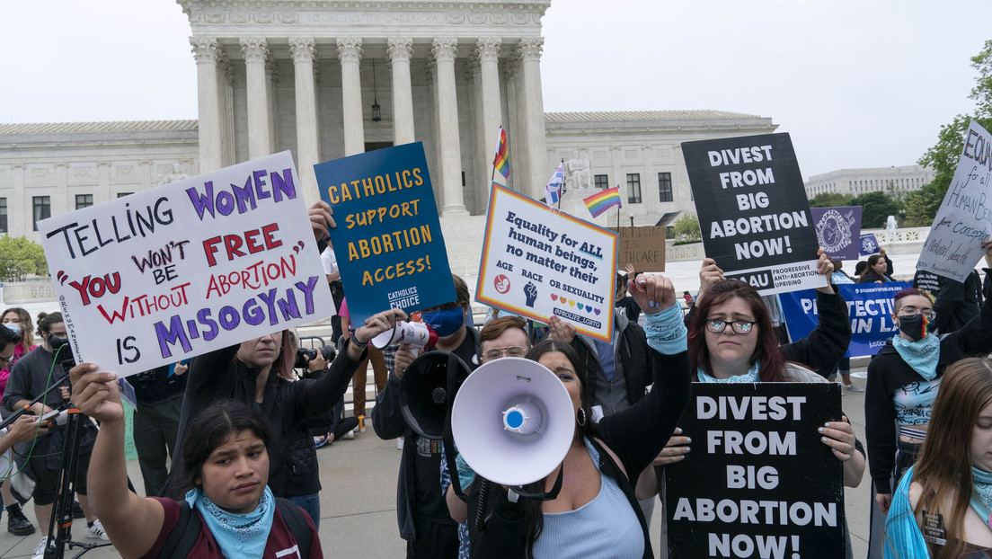 Presidente del Tribunal Supremo de EE.UU. confirma la autenticidad de un borrador de opinión filtrado a favor de anular la despenalización del aborto