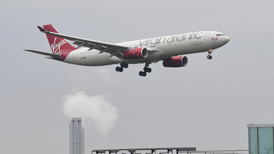 Un vuelo de Virgin Atlantic debe regresar a Londres porque el copiloto no estaba habilitado