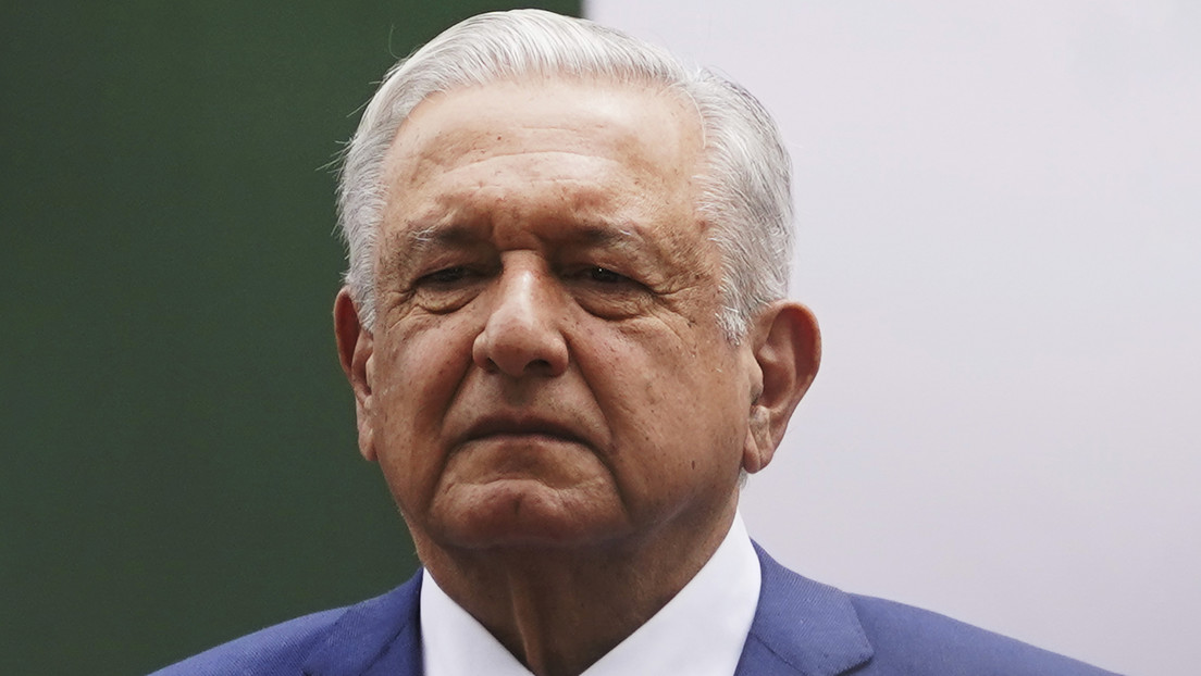 López Obrador promete a los padres de Debanhi Escobar que no habrá impunidad en el caso