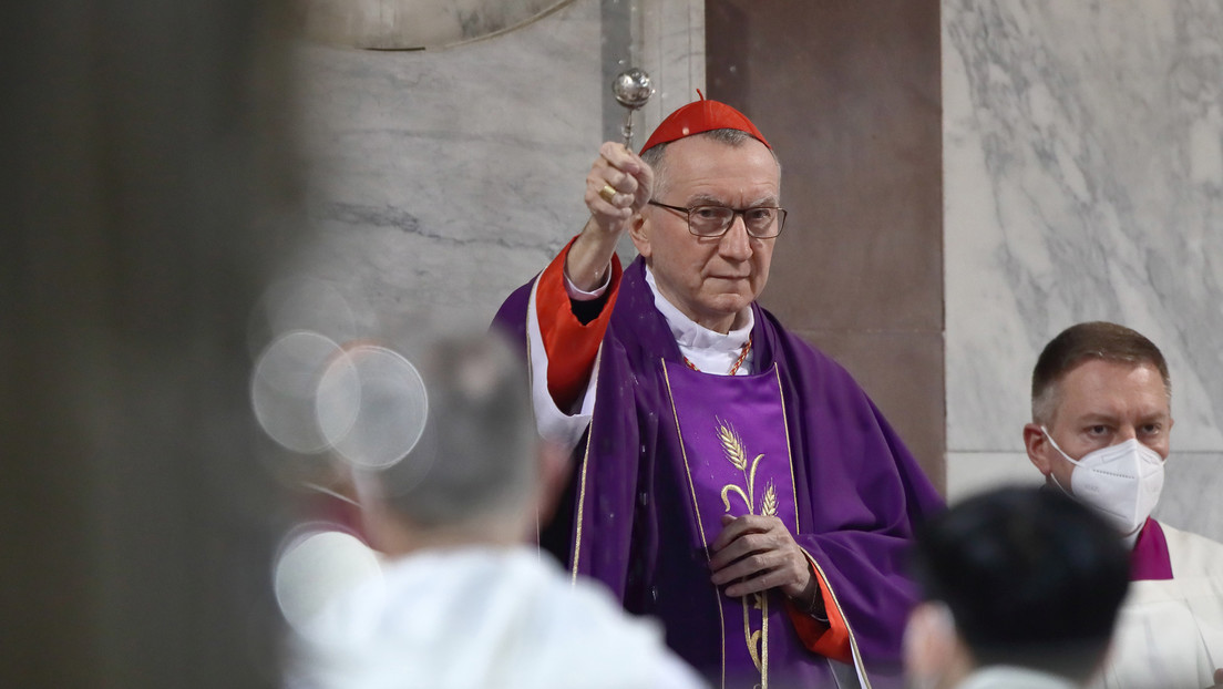 Cardenal del Vaticano justifica el envío de armas a Ucrania citando una enseñanza de la Iglesia