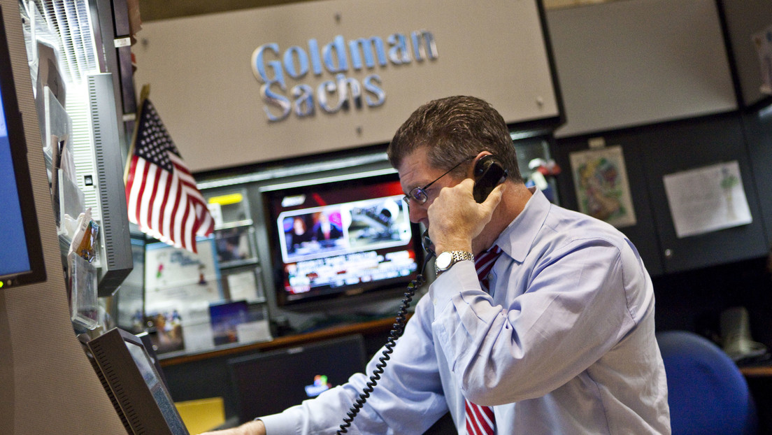 Reportan que Goldman Sachs permitirá a sus ejecutivos de alto rango tomar todos los días libres que quieran