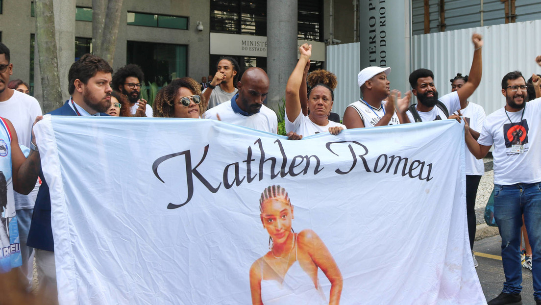 Arranca el juicio contra los agentes involucrados en la muerte en Río de Janeiro de Kathlen Romeu, una joven negra y embarazada
