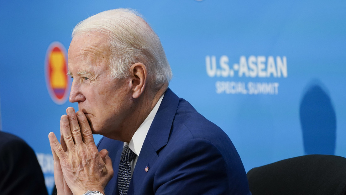 Casi la mitad de los seguidores de Joe Biden en Twitter son cuentas falsas, revela un informe