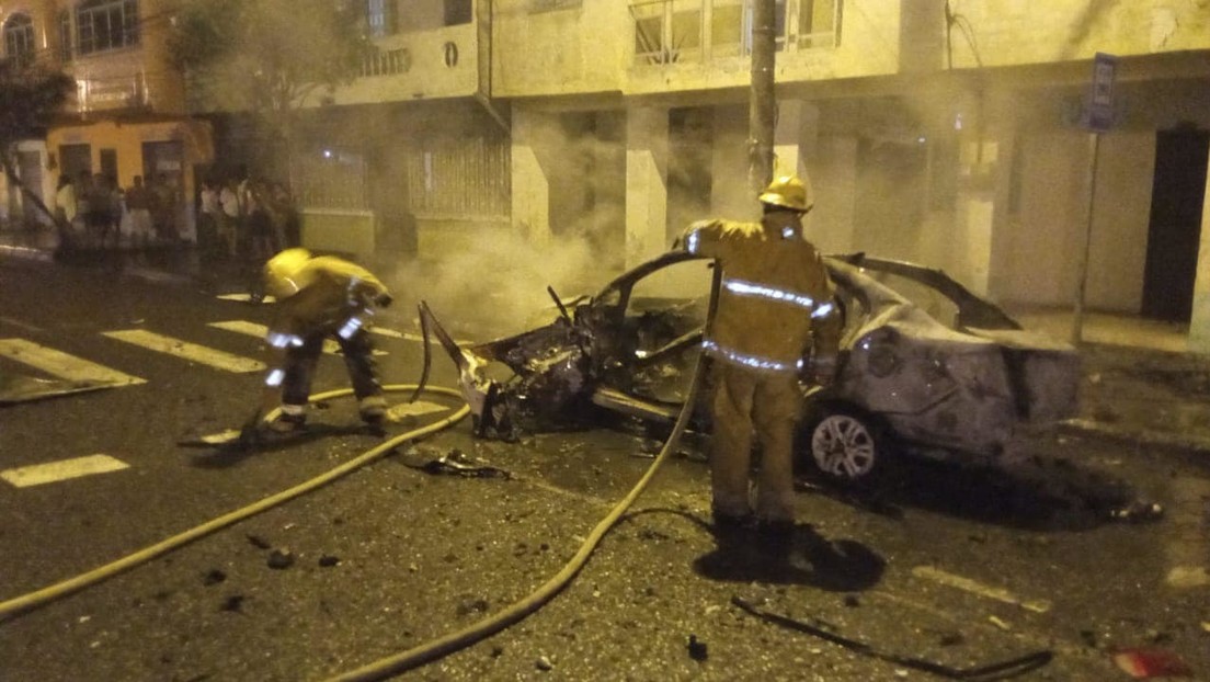 Dos coches bomba explotan de manera simultánea en la ciudad ecuatoriana de Esmeraldas durante estado de excepción