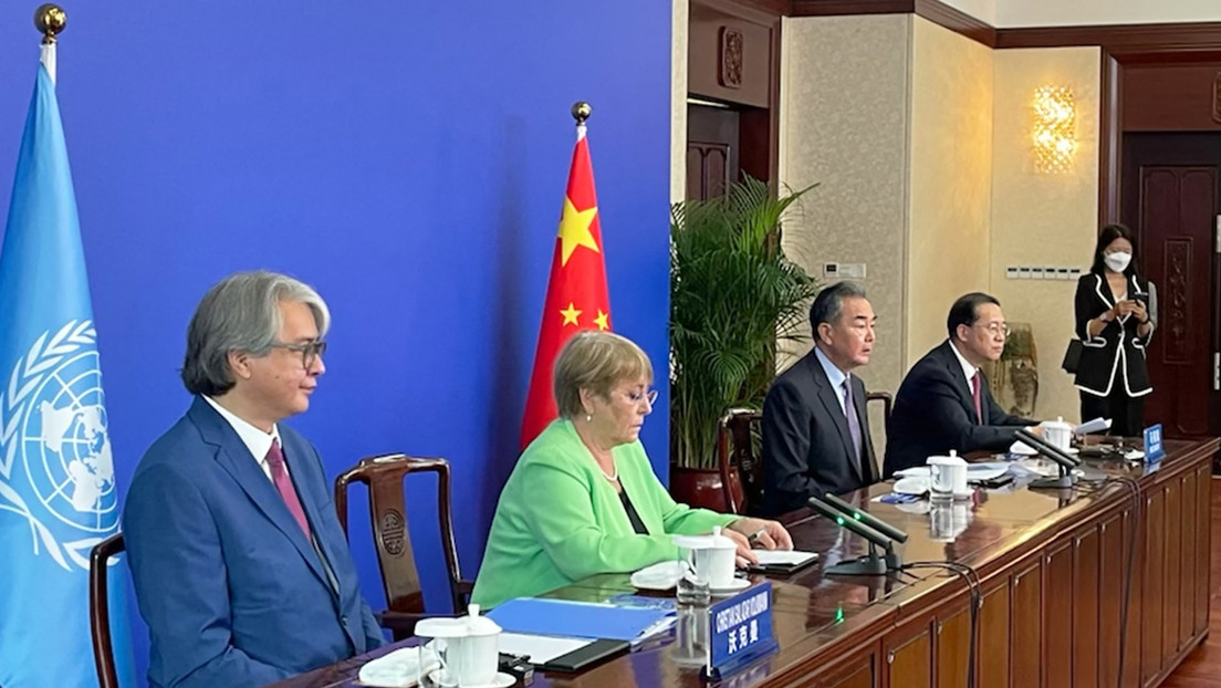 Xi Jinping reitera la defensa de los derechos humanos en China ante Michelle Bachelet