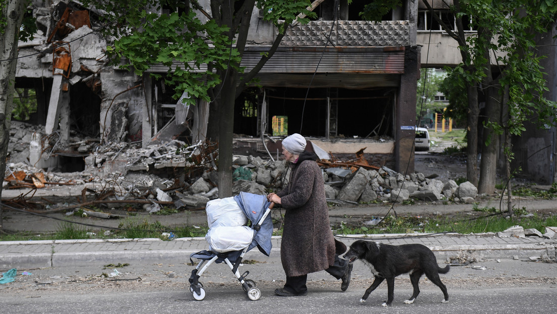 Descubren en Mariúpol una fosa común creada bajo el control ucraniano y con restos de centenares de personas