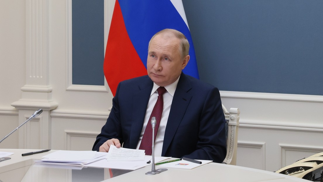 Putin: "Ningún gendarme mundial podrá detener a los países del mundo que quieren desarrollar una política independiente"