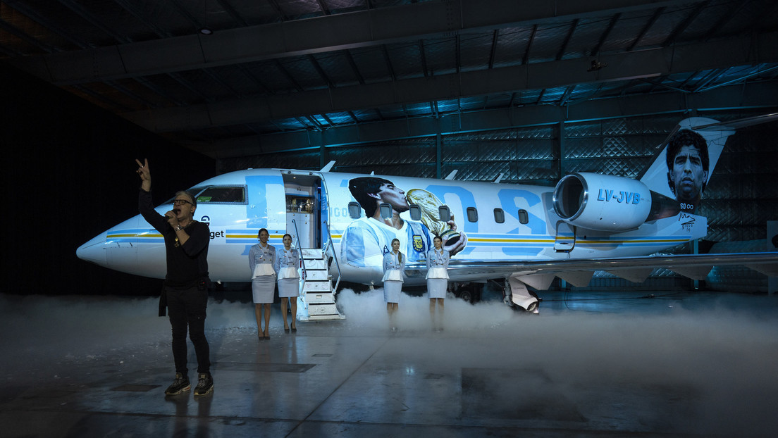 VIDEO, FOTOS: Presentan el Tango D10S, el avión dedicado a Maradona que volará al Mundial de Catar 2022