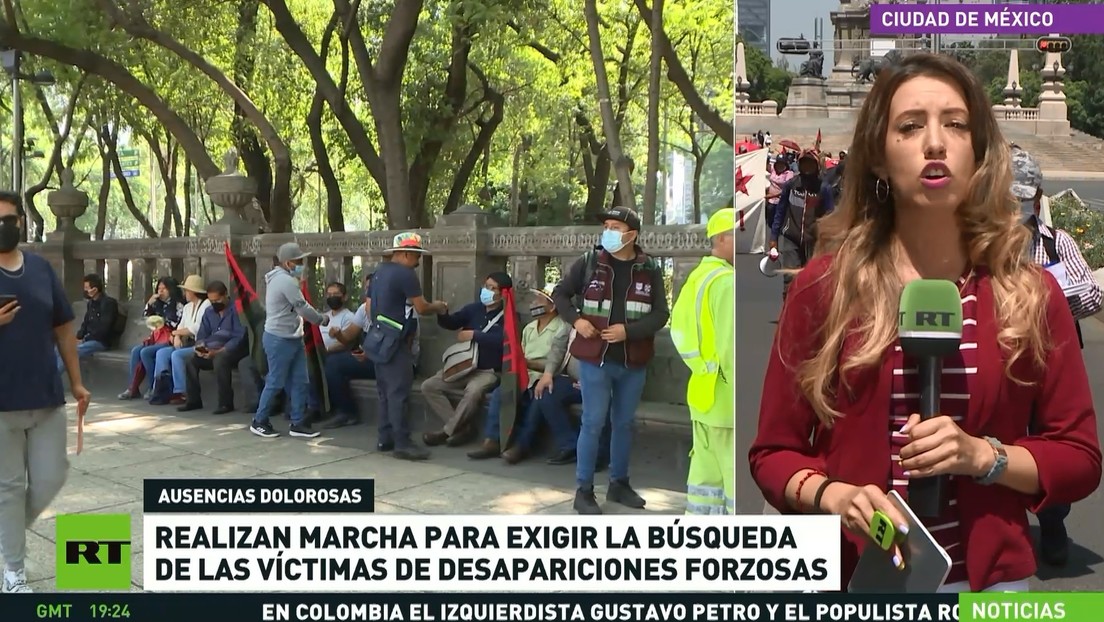 Marchan en la Ciudad de México para exigir la búsqueda de víctimas de desaparición forzada