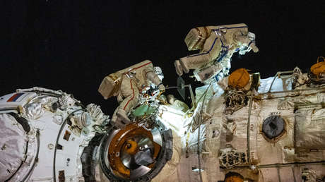 Científicos revelan cómo los vuelos de larga duración alteran los cerebros de los astronautas