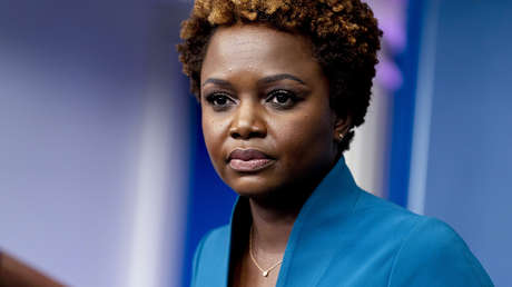 "Todo lo que odia Trump", ¿quién es Karine Jean-Pierre, la futura secretaria de prensa de la Casa Blanca?