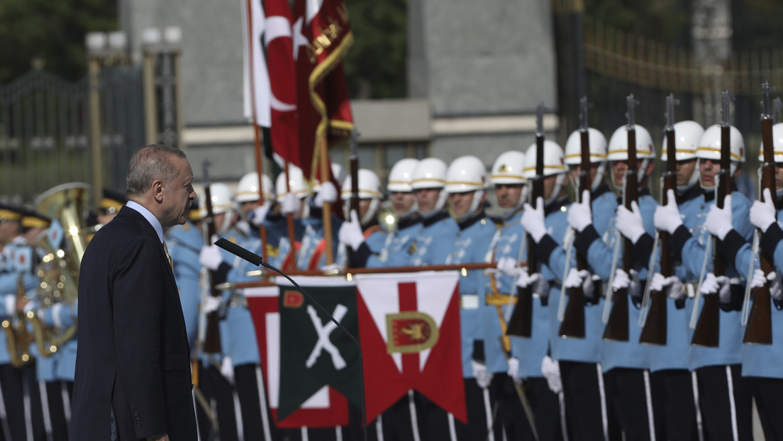 "No nos lo creemos": Erdogan cuestiona que 9 bases estadounidenses en Grecia estén dirigidas contra Rusia