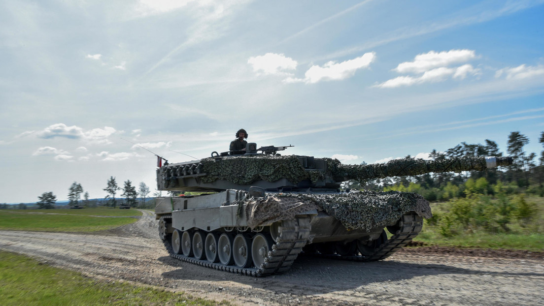 Reportan que España se habría disculpado con Alemania por sus intenciones de enviar a Ucrania tanques Leopard de fabricación germana