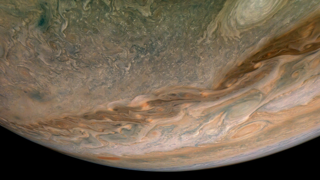 Un nuevo estudio sugiere que el gran tamaño de Júpiter se debe a que contiene metales provenientes de otros cuerpos astrónomicos