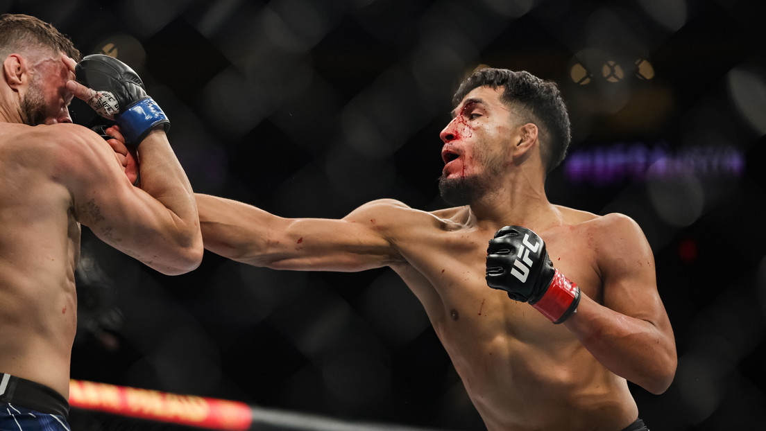 VIDEO: El luchador de la UFC Adrian Yanez somete con un huracán de golpes a Tony Kelley y lo noquea en menos de 4 minutos del primer asalto