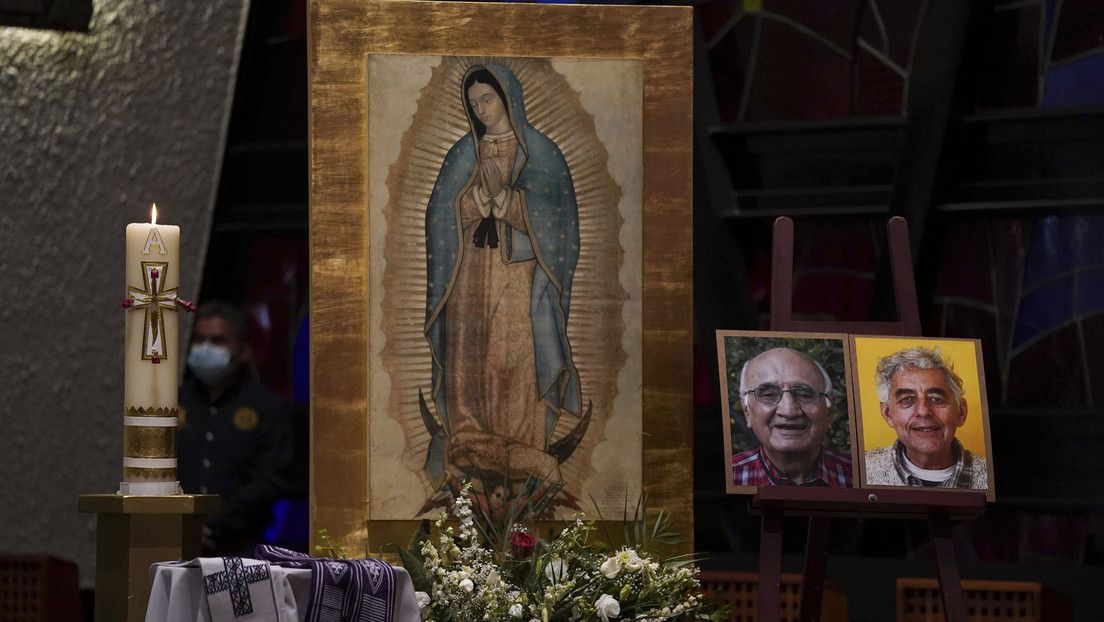 Recuperan los cuerpos de los dos jesuitas asesinados en México y ofrecen millonaria recompensa por el presunto homicida