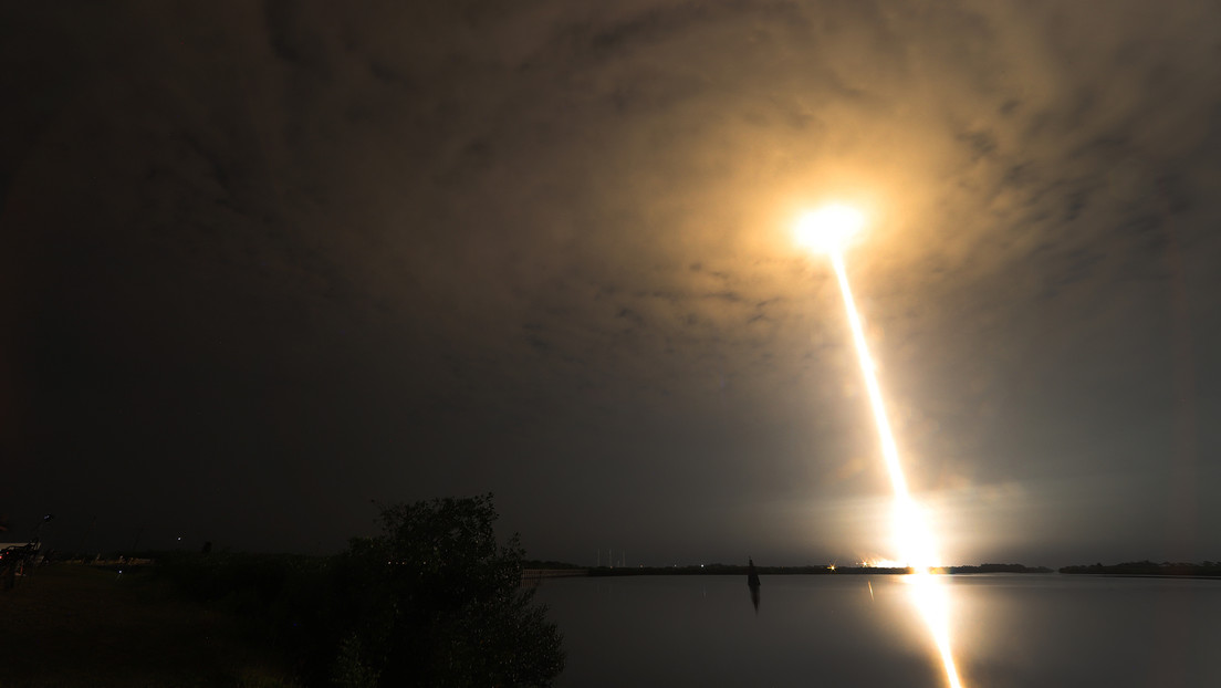 "Fue escalofriante observarlo": extrañas nubes espirales causadas presuntamente por un cohete de SpaceX asombran a los neozelandeses
