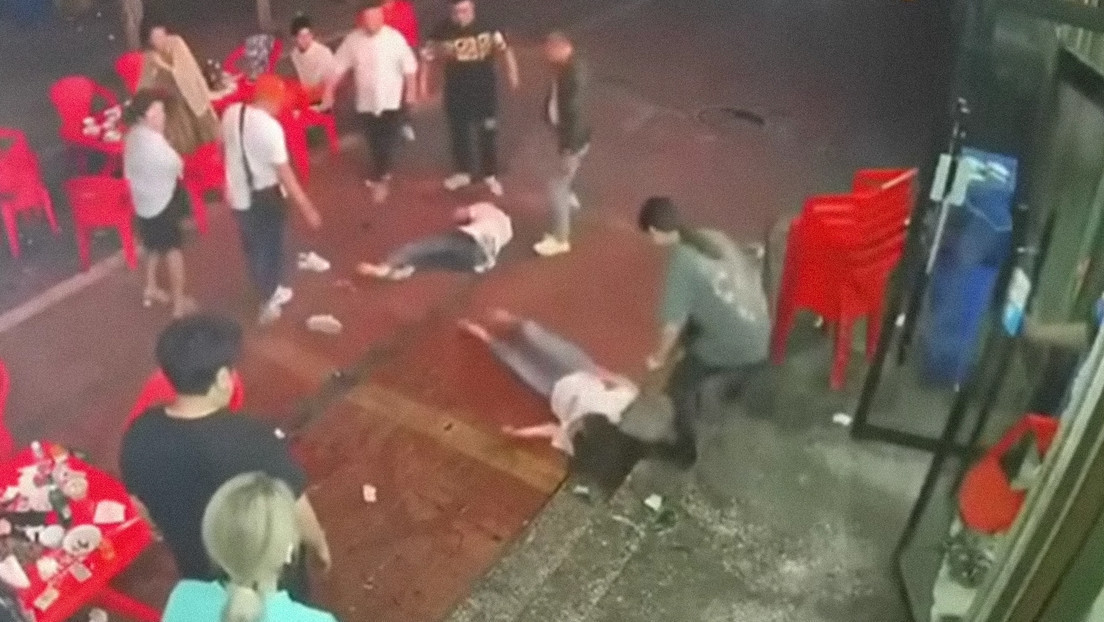 China despoja el título de 'civilizada' a la ciudad donde un grupo de hombres golpeó violentamente a cuatro chicas