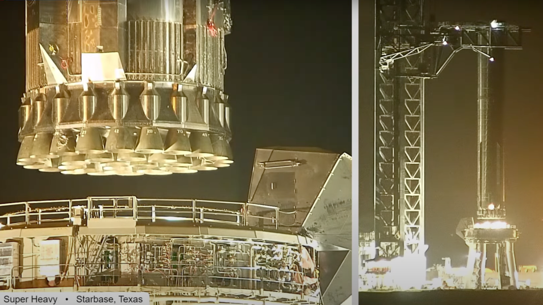 Mechazilla entra en acción: la enorme torre-grúa de SpaceX levanta por primera vez el cohete Super Heavy