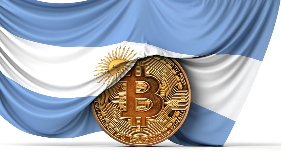 Este 'evangelista del bitcóin' argentino ofrece recorridos por Buenos Aires y explica cómo se "enamoró" de la criptomoneda