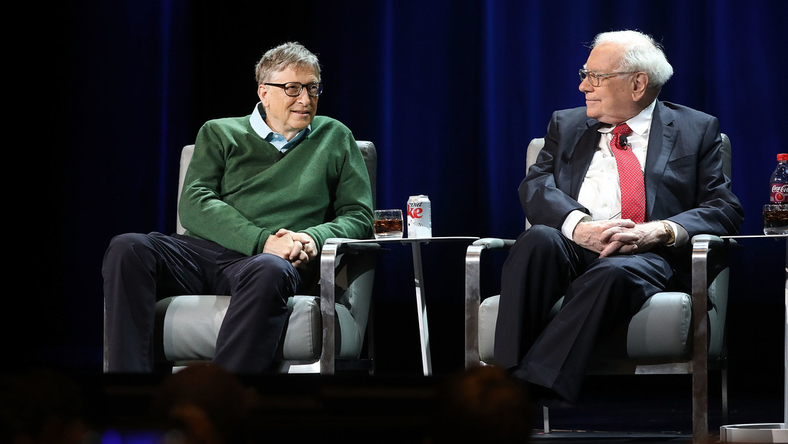 Bill Gates y George Soros, entre los multimillonarios que condenan el fallo que revoca el derecho al aborto en EE.UU.