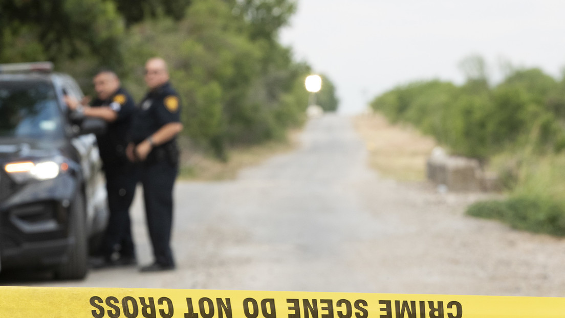 Acusan a 4 personas en relación con la muerte de 53 migrantes en un tráiler en Texas