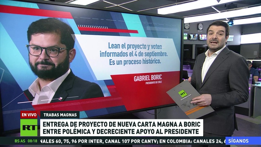 Convención Constitucional de Chile entrega la nueva carta magna al presidente Gabriel Boric