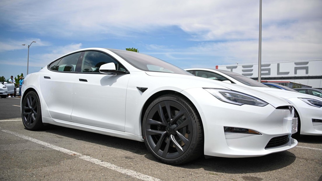 VIDEO: Un Model S Plaid pirateado rompe el récord de velocidad de Tesla