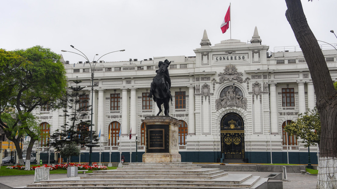 Una comisión del Congreso de Perú cita a la cuñada y a la esposa de Pedro Castillo por un caso de presunta corrupción