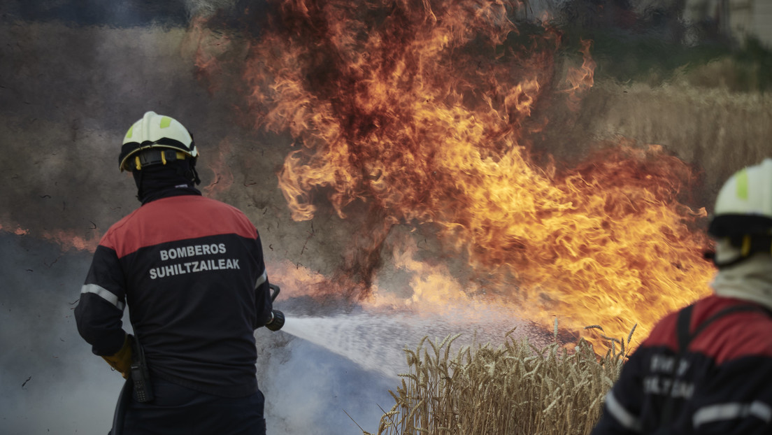 Los incendios arrasan España en medio de una inédita ola de calor que deja ya 360 muertos (VIDEOS, FOTOS)