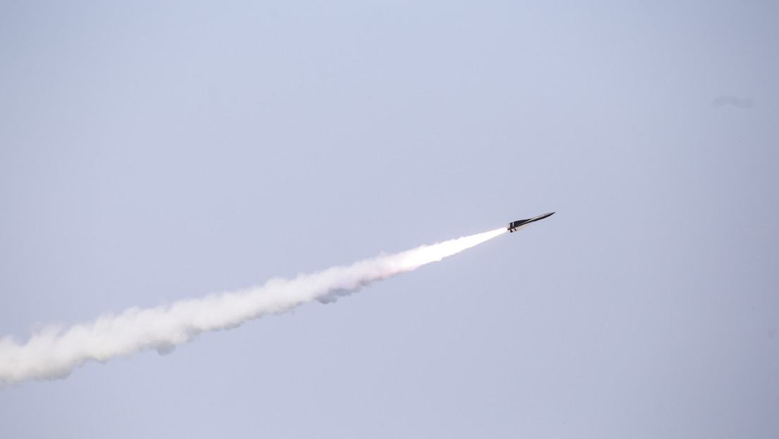 Especialistas chinos realizan con éxito un vuelo de prueba de un revolucionario cohete hipersónico