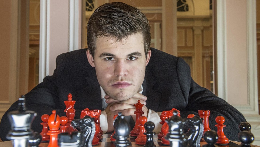 El campeón Magnus Carlsen se niega a defender su título frente a su rival ruso en el Mundial de Ajedrez 2023