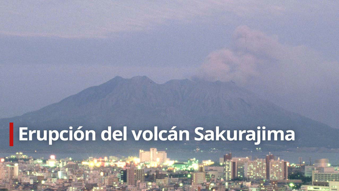VIDEO: Entra en erupción el volcán japonés Sakurajima en la isla de Kyushu