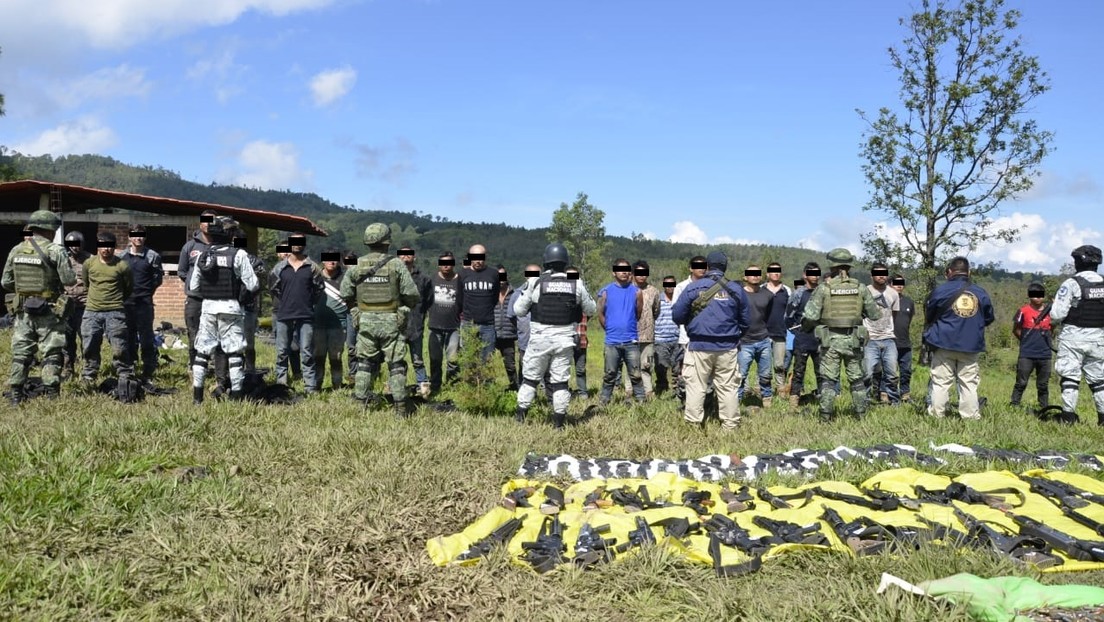 Golpe contra el narcotráfico en México: capturan a 37 presuntos integrantes del CJNG e incautan un arsenal de armas