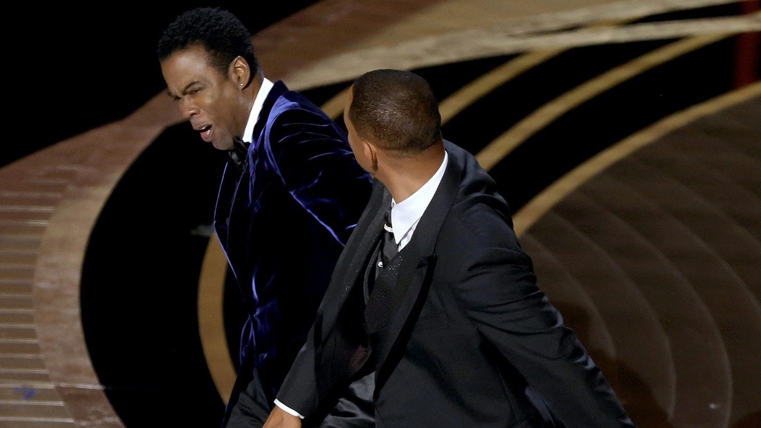 Will Smith se disculpa por la bofetada a Chris Rock en la gala de los Oscar