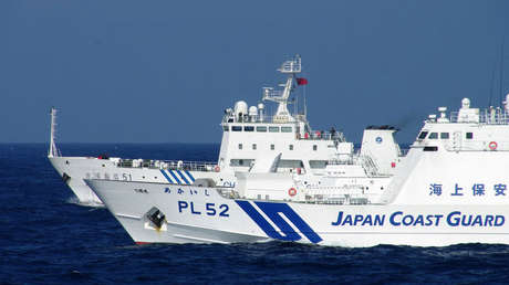 Un buque de guerra chino navega cerca de las islas en disputa con Japón y provoca una protesta de Tokio