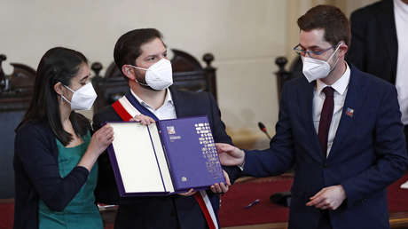 "El pueblo tendrá la última palabra": Boric recibe el borrador de la nueva Constitución de Chile y convoca al plebiscito del 4 de septiembre