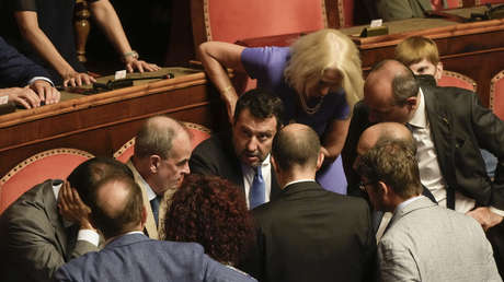 Tres partidos italianos se niegan a participar en el voto de confianza al Gobierno de Draghi